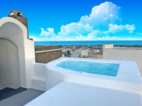 The Luna Suites