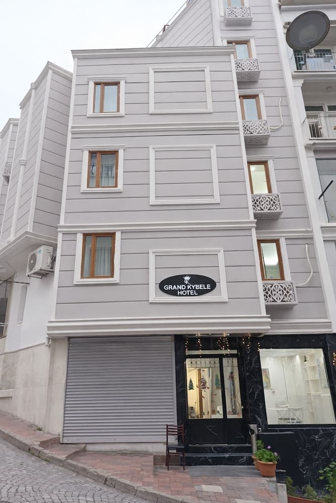 Kibele Hotel