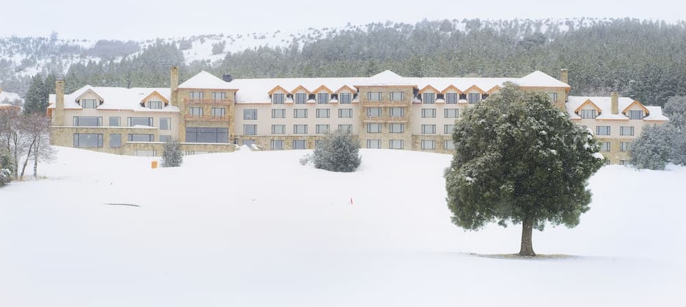 Loi Suites Chapelco Hotel