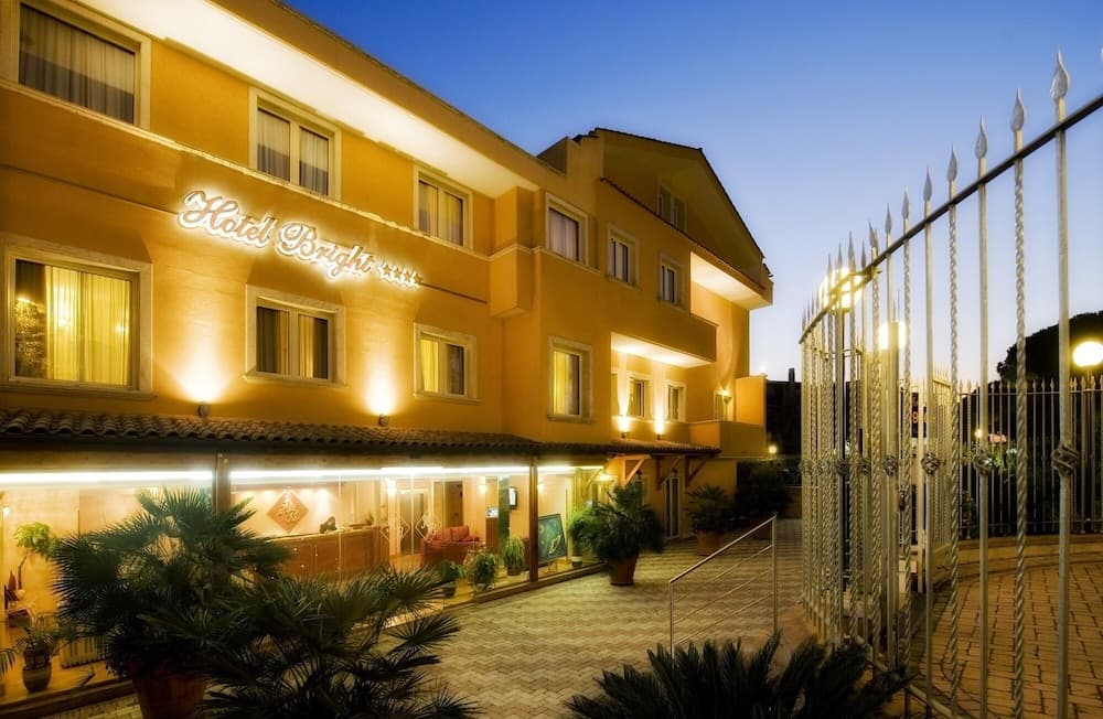 Hotel Bright