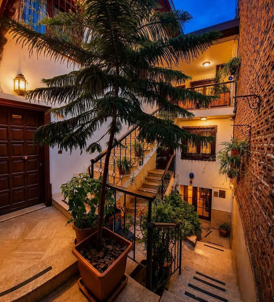 Villa Sphendone Suites