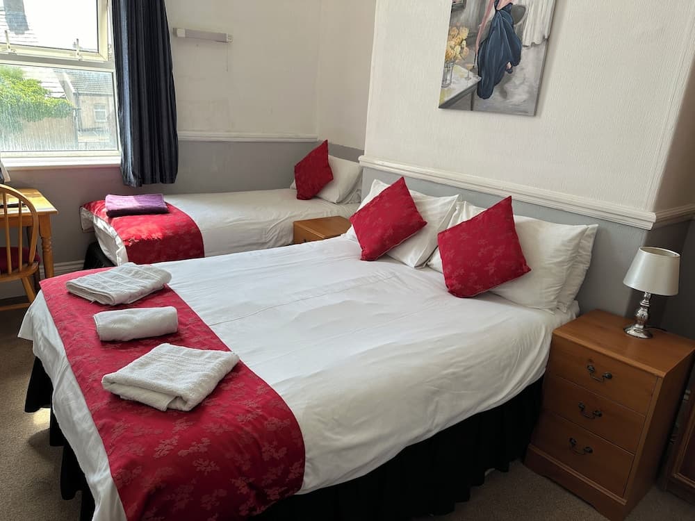 Tuxford House Hotel