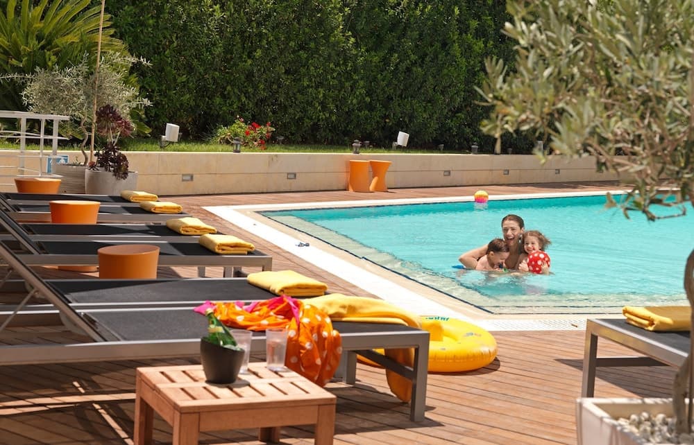 Spor salonu