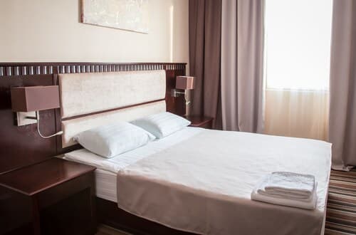 Guru Hotel