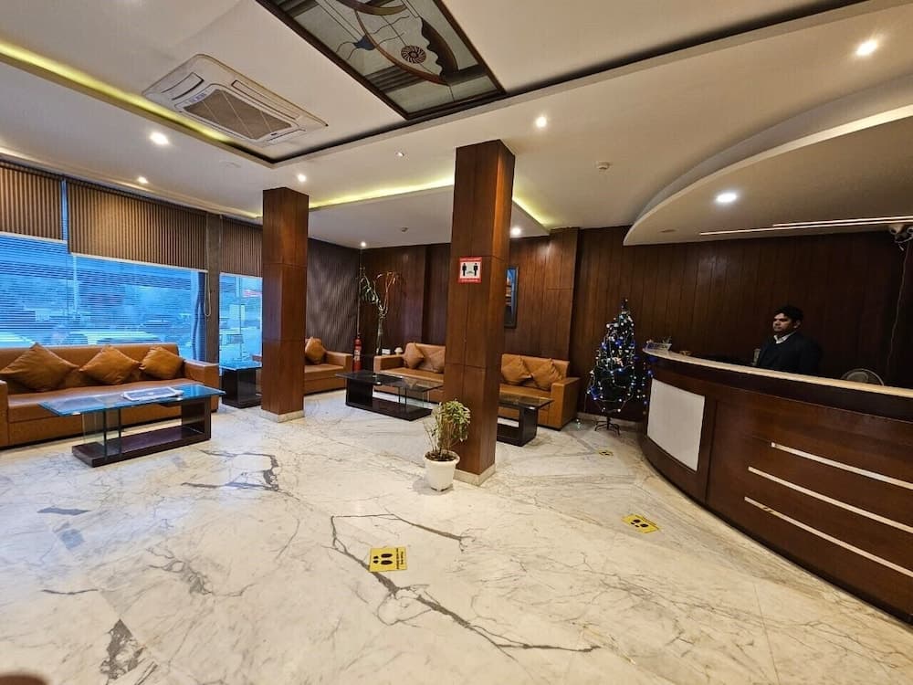 Hotel Saptagiri