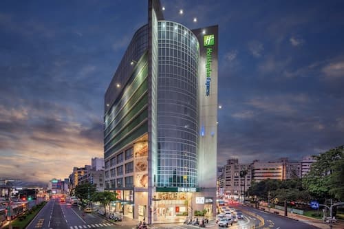 Holiday Inn Express Taichung Station