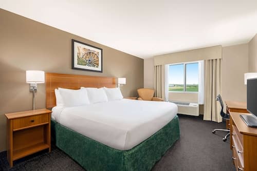 Baymont by Wyndham Fremont