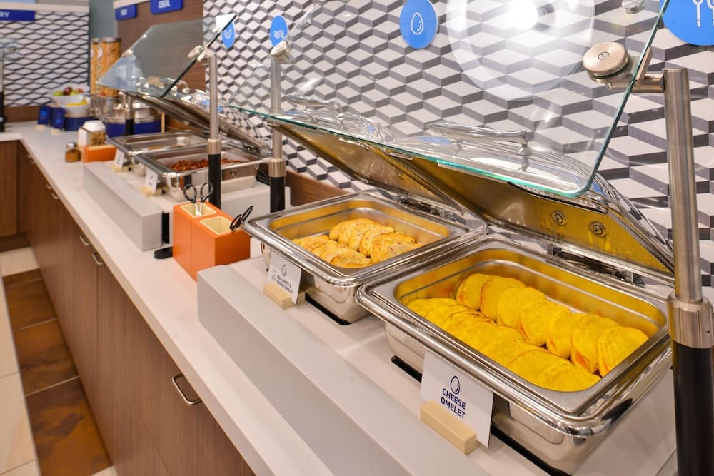 Holiday Inn Express Inn & Suites Searcy by IHG