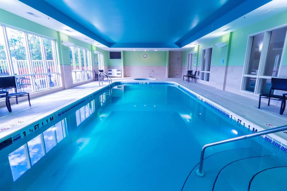 Holiday Inn Express Hotel & Suites Crestview by IHG