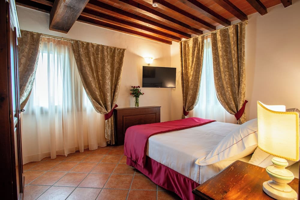 Hotel Torciano Vecchio Asilo