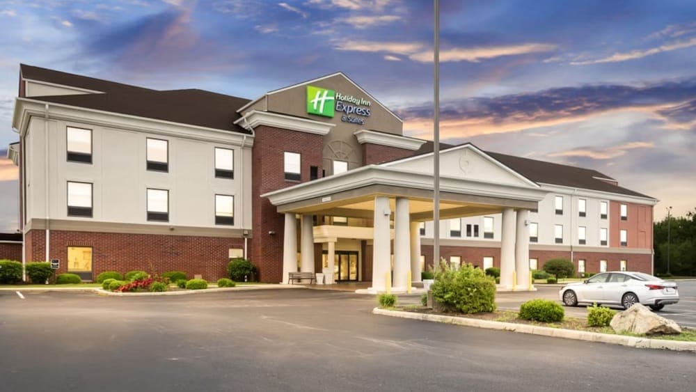 Holiday Inn Express Hotel & Suites Van Wert by IHG