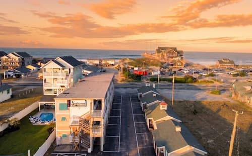 Seahorse Inn and Cottages