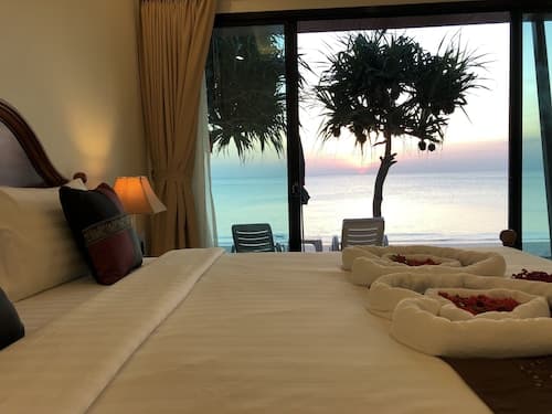 Lanta Seafront Resort