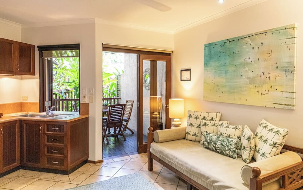 Hibiscus Resort & Spa