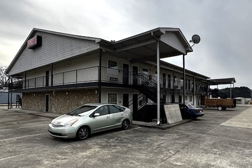 General Bragg Inn & Suites Chickamauga