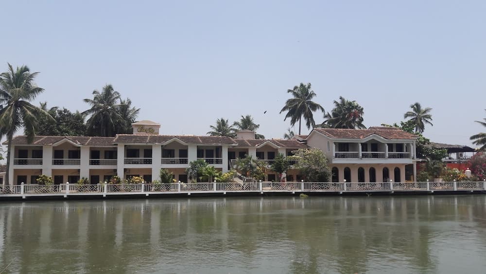 Hotel Riverside