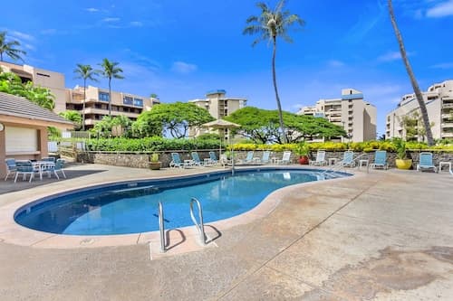 Kahana Villa