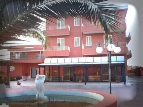 Cordial Hotel