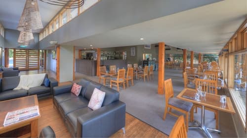 Stewarts Bay Lodge