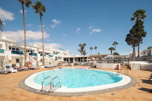 Montana Club Suite Hotel