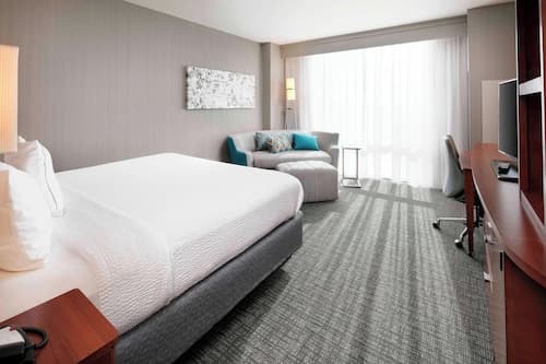 Courtyard by Marriott Indianapolis Downtown