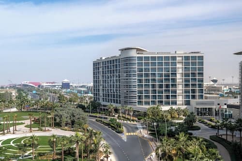 Yas Plaza Marina