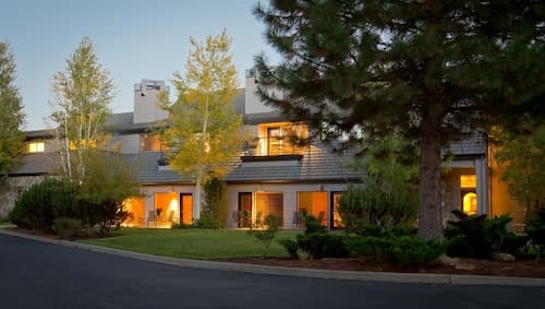 Pine Ridge Inn