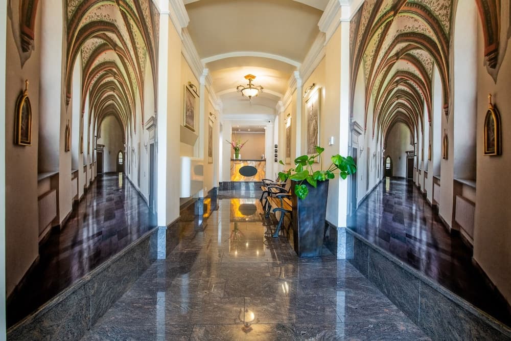 Aparthotel Globus