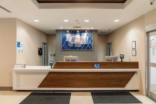Holiday Inn Express Hotel & Suites Raleigh SW NC State by IHG