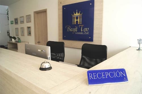 Bayit Tov Circunvalar Hotel