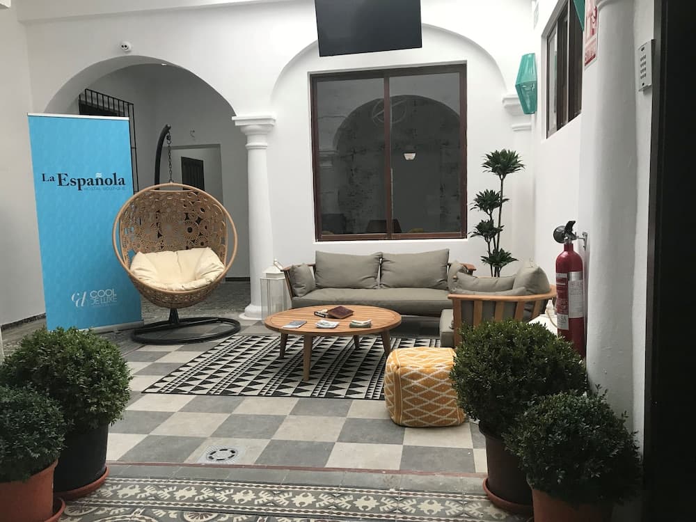 Hostal Boutique La Española by Bossh Hotels