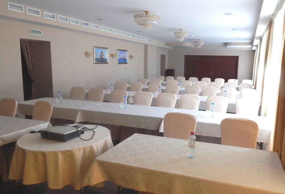 Toplantı salonu/imkânları