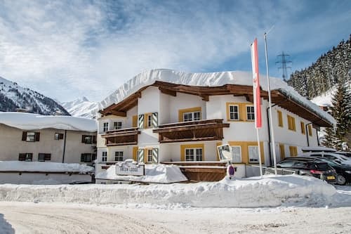 Arlen Lodge Hotel