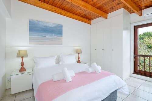 San Lameer Villa Rentals 3116
