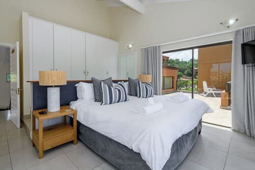 San Lameer Villa Rentals 14014