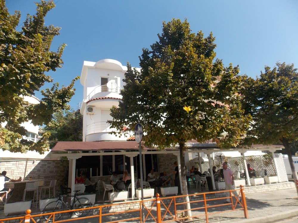 Hotel Renato