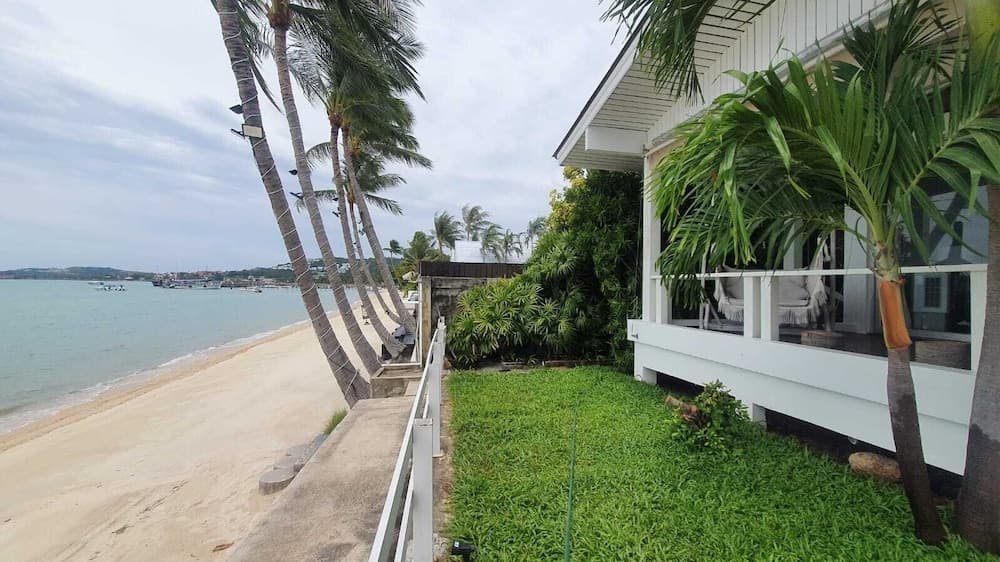 Ban Mok Talay Beachfront Villa