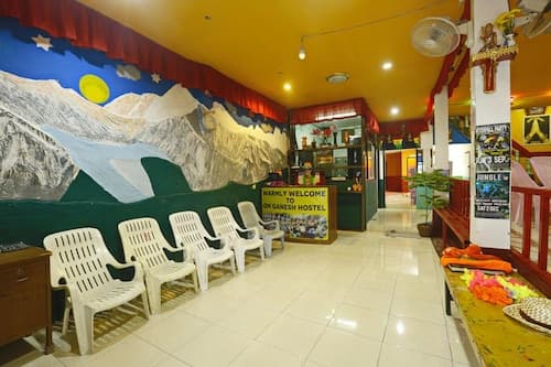 Om Ganesh Hostel - Adults Only