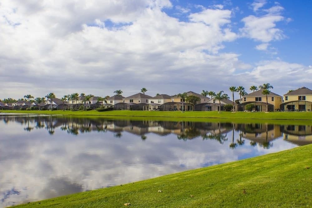 Ip60347 - Lake Berkley - 3 Bed 2.5 Baths Townhome