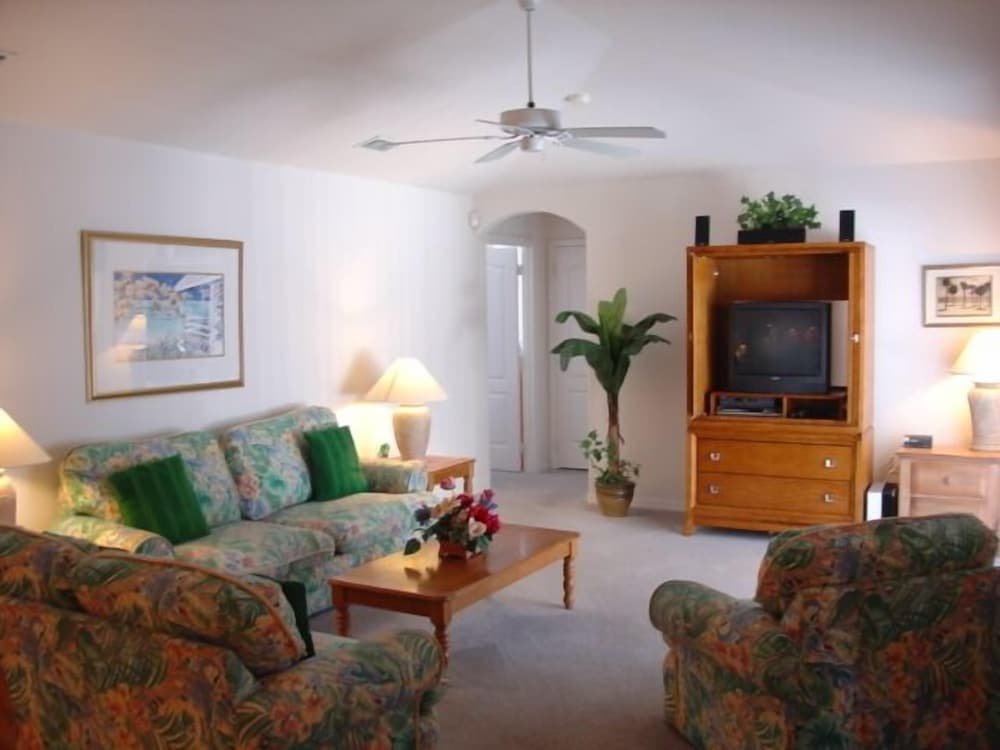 Ahr137 - Tuscan Hills - 4 Bed 3 Baths Villa