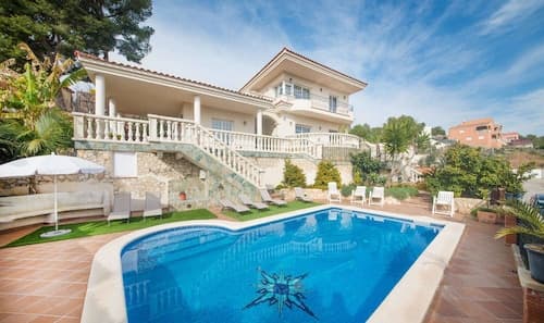 Rubi House