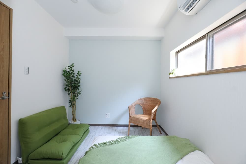 Osaka Umeda Station East H1