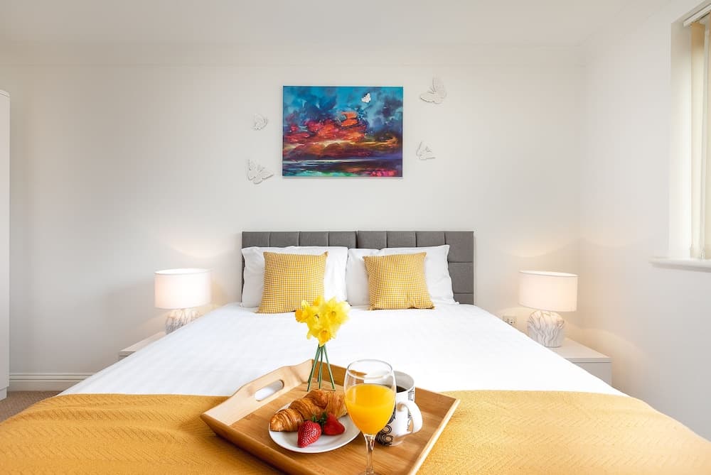 KVM - Peacock Apartment