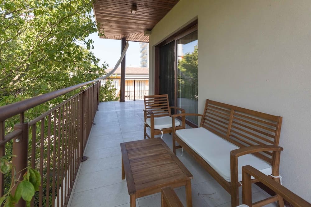 Tasso Apartments