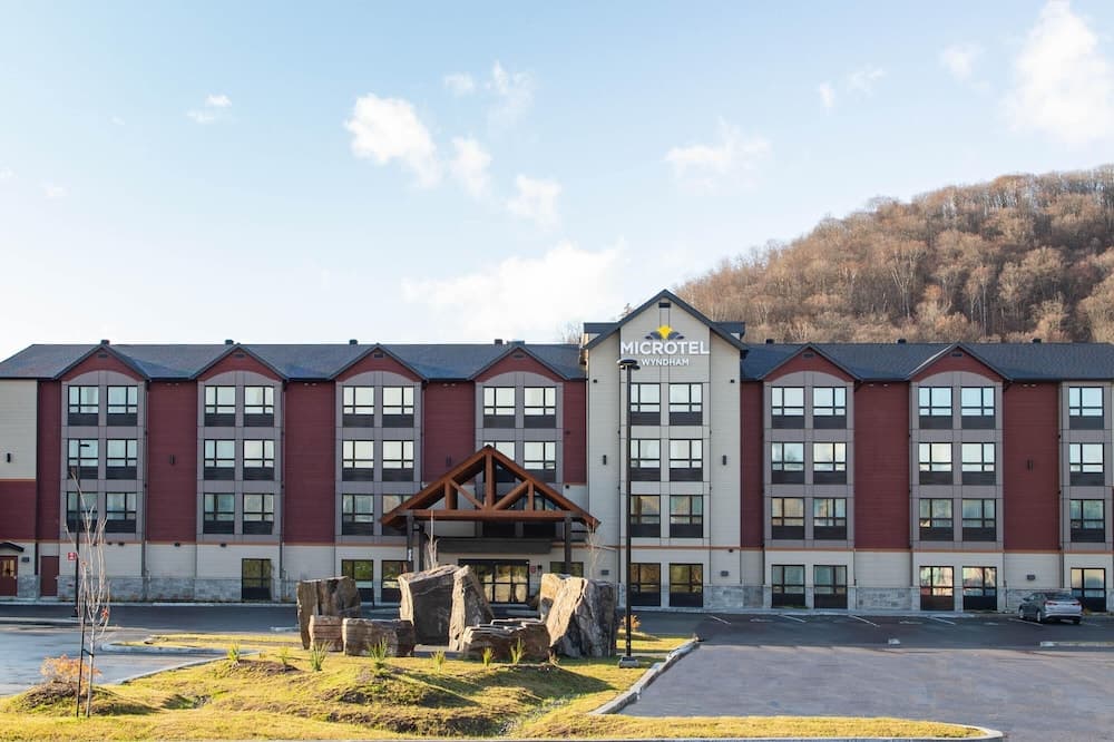 Microtel Inn and Suites by Wyndham Mont Tremblant