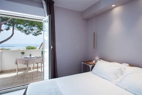 Mane Boutique Hotel