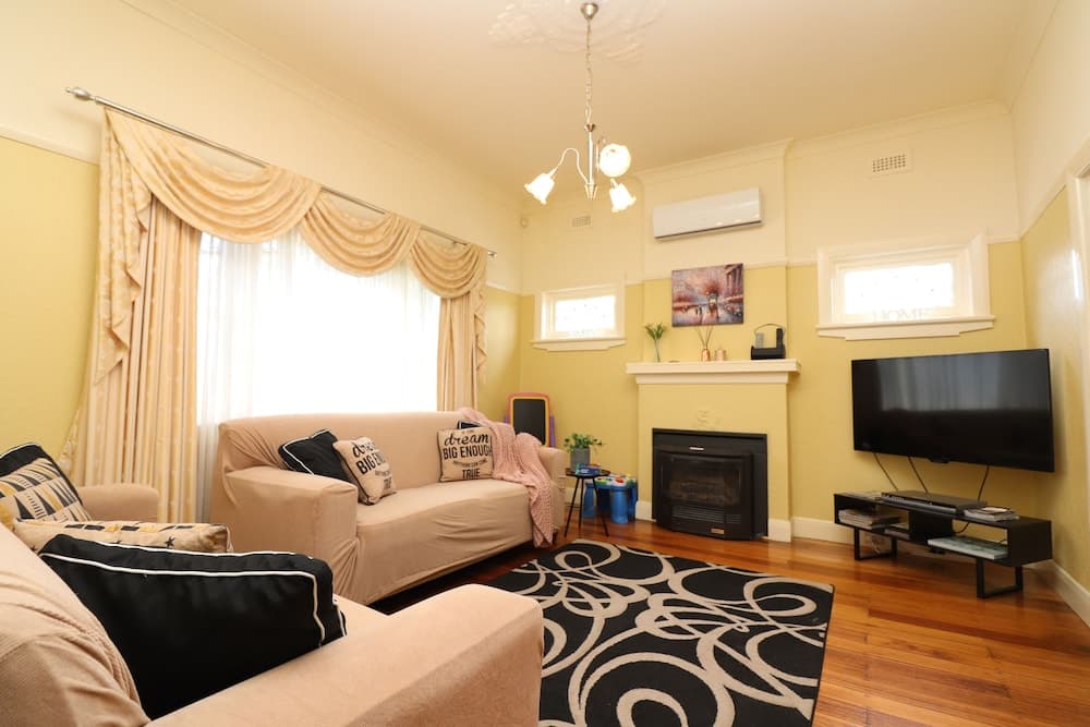 Brunswick Renaissance - Rejuvenate Stays