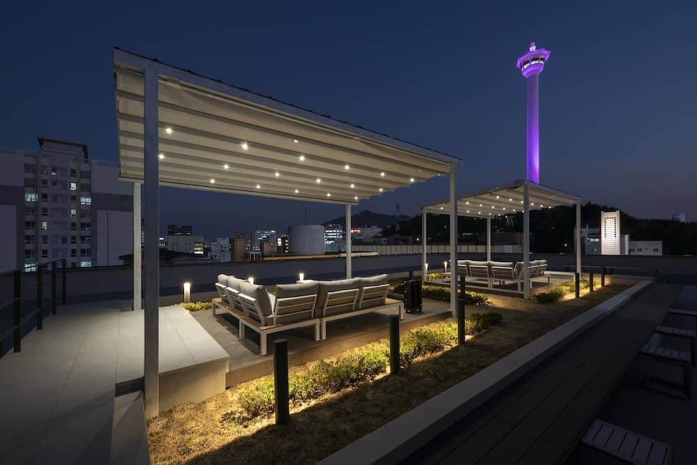 No.25 Signature Hotel Daechung