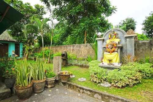 Pondok Tulasi Hostel