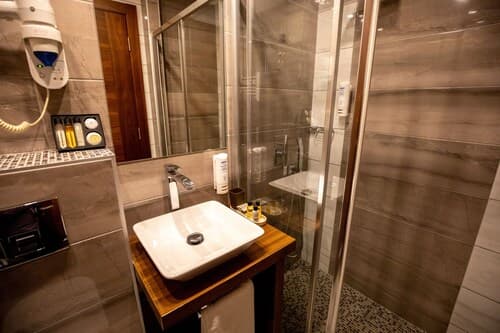 Golden Star Hotel